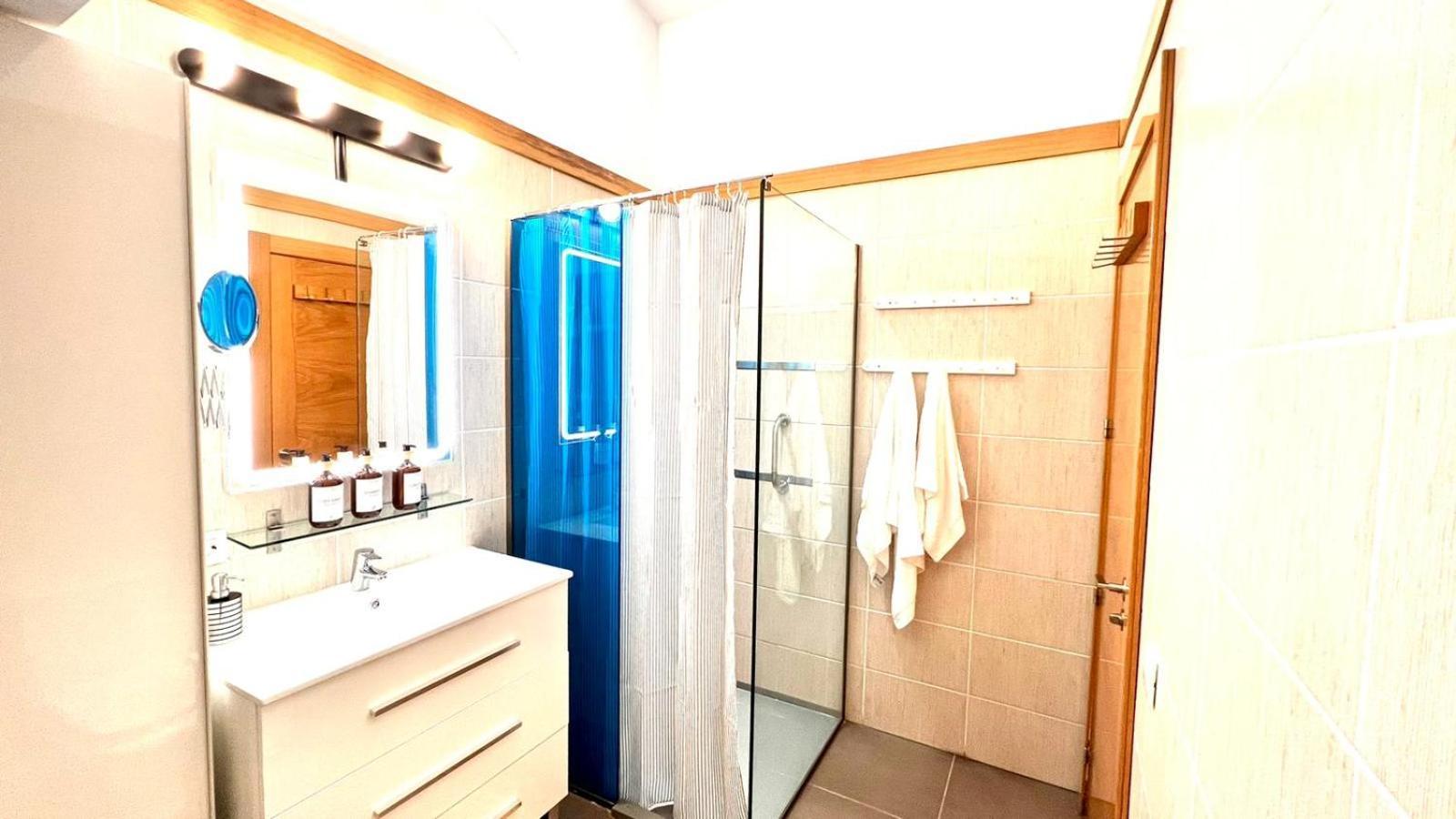 Oasis Beach Holiday Home With Jacuzzi بلايا ديل إنغلز المظهر الخارجي الصورة