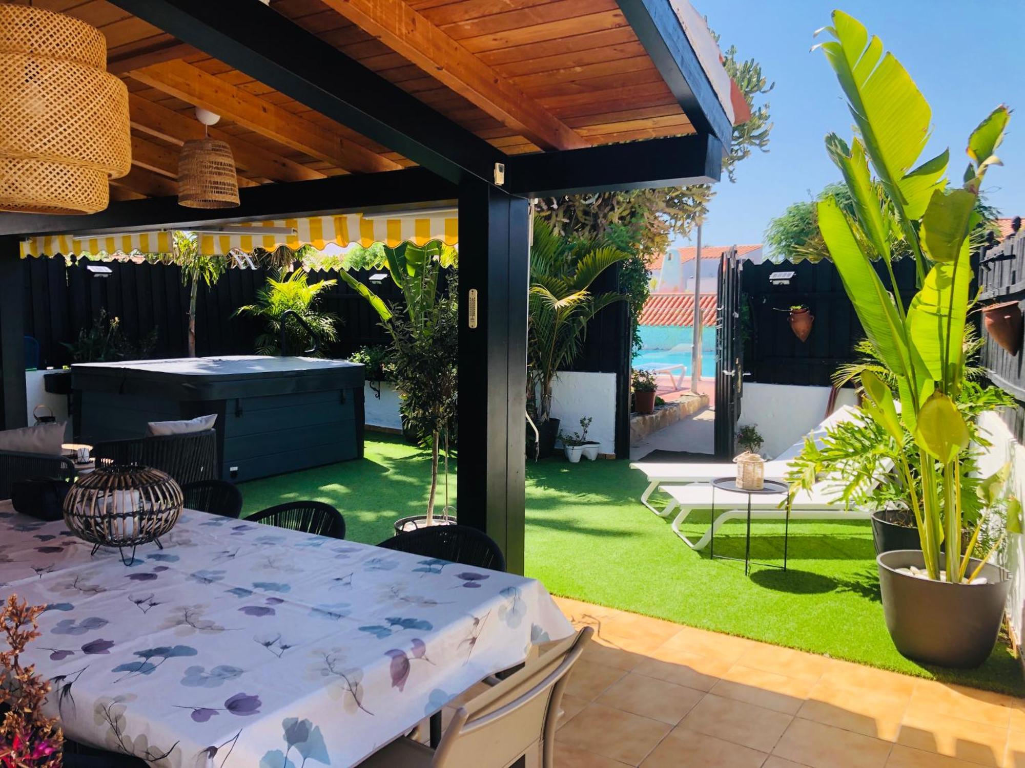 Oasis Beach Holiday Home With Jacuzzi بلايا ديل إنغلز المظهر الخارجي الصورة